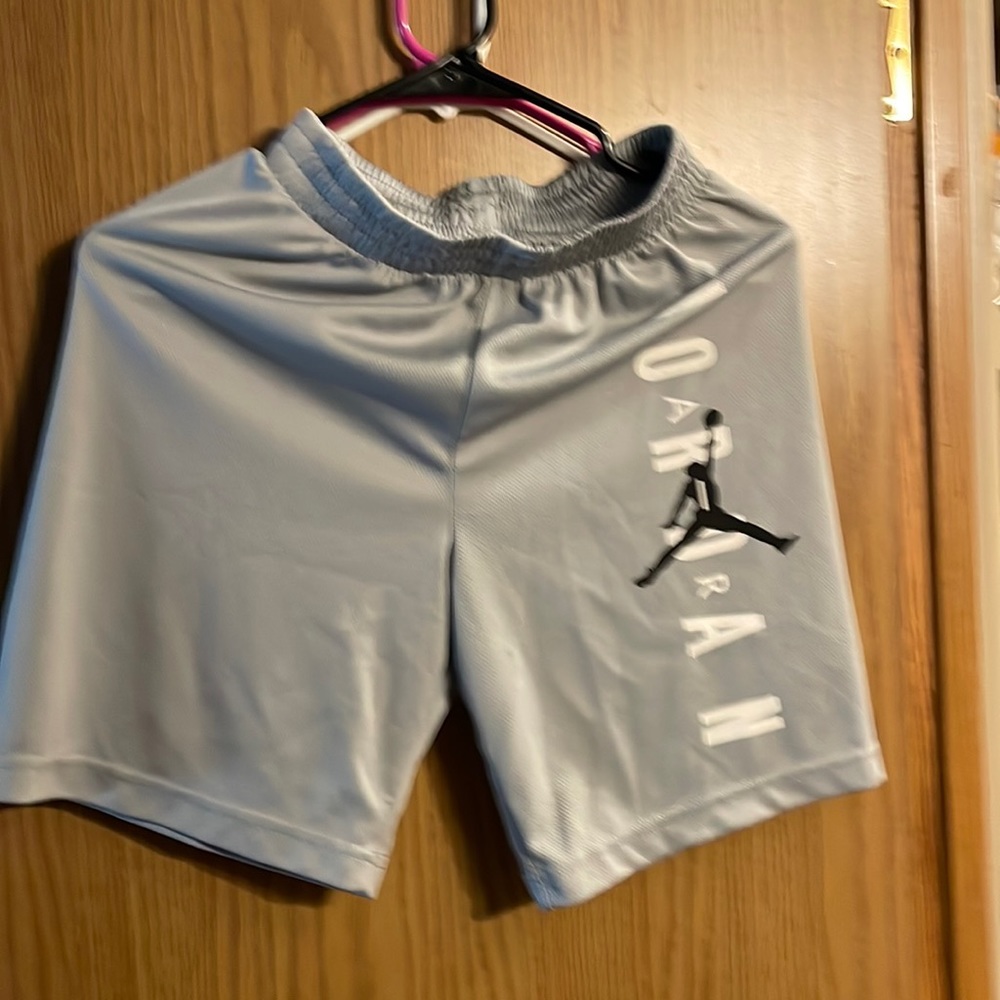 Jordan athletic shorts size M